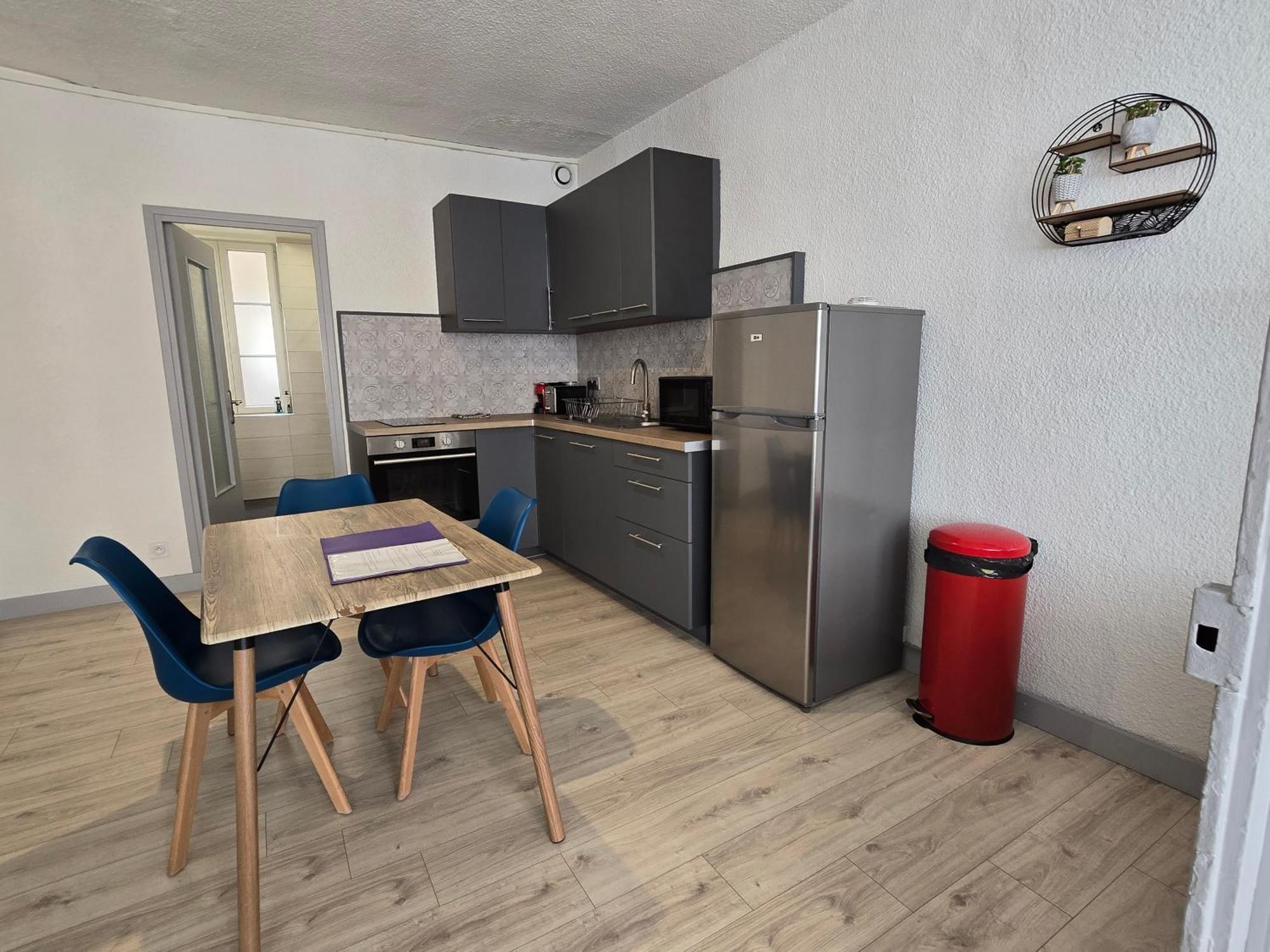 Appartement Au Calme Idealement Place A Macon. Mâcon Exterior foto
